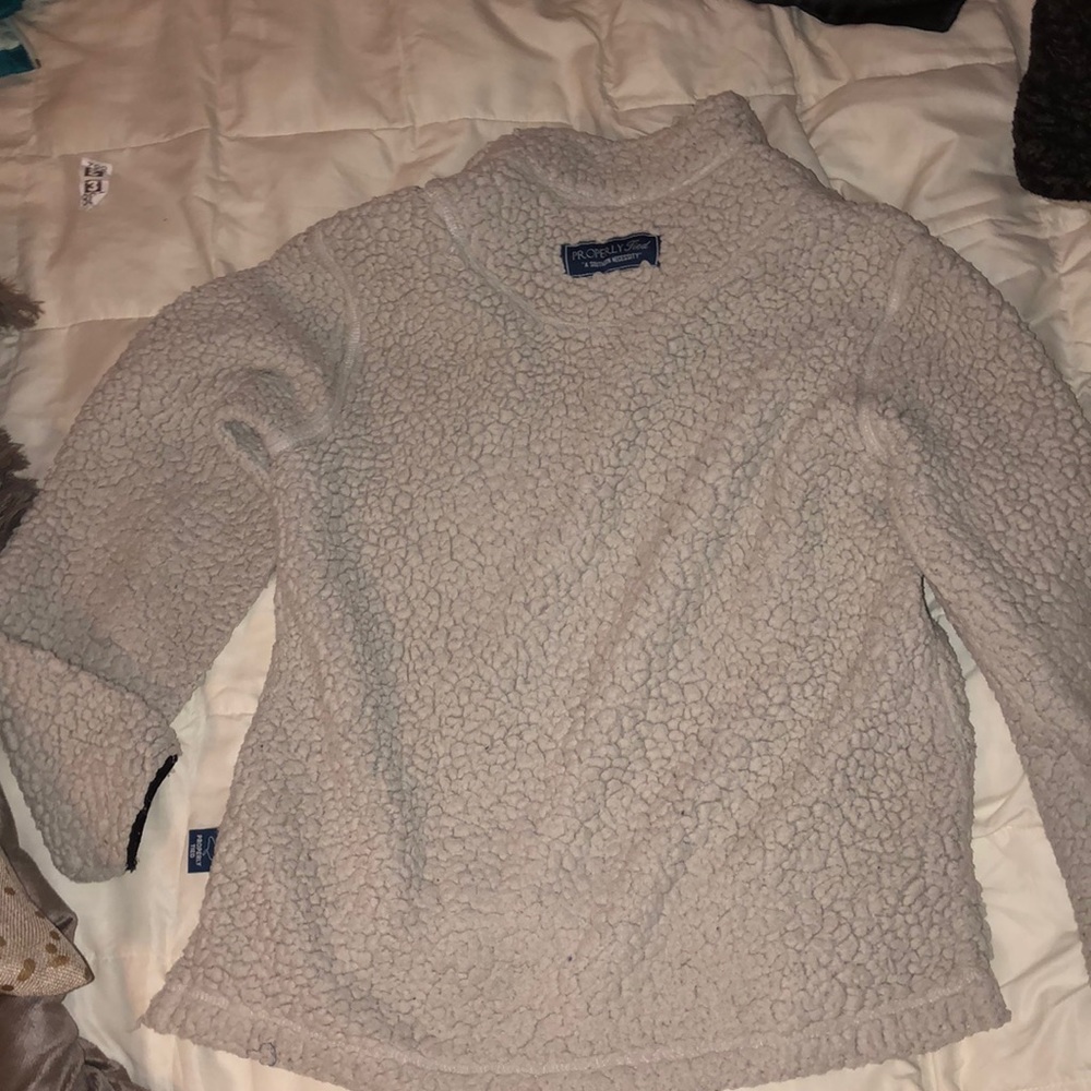 Properly Tied Pullover - Picture 4 of 4